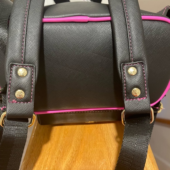 Main attraction December castle loungefly - Picture 8 of 10